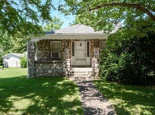 1305 S Kimbrough Ave, Springfield, MO 65807