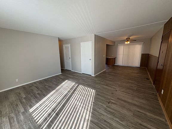 3rd image of 5122 Thrush Dr