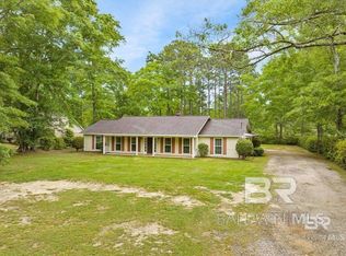 8908 Red Creek Dr S, Semmes, AL 36575