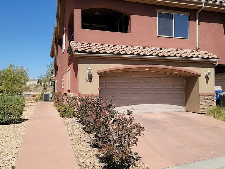 325 N Red Stone Rd #143 — Photo 5