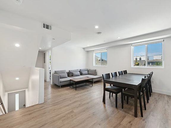 4th image of 1299 W 36th St #Fdf2cb6bb