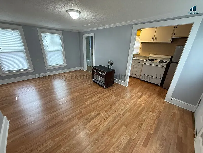 Building Photo - 795 N Underwood St #1N