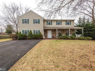 1109 Amber Ln, Lansdale, PA 19446