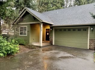 998 NW Connell Ave, Hillsboro, OR