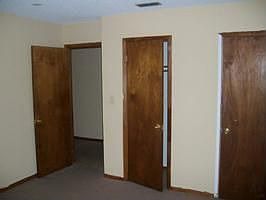 3rd image of 1510 Continental Dr APT B