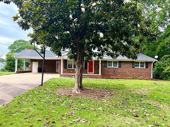 3rd image of 102 Nightingale Ct