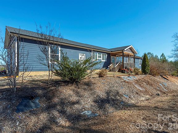 3rd image of 622 Rutherford Dr