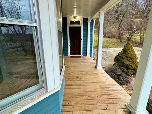 651 N Holston St, Marion, VA 24354