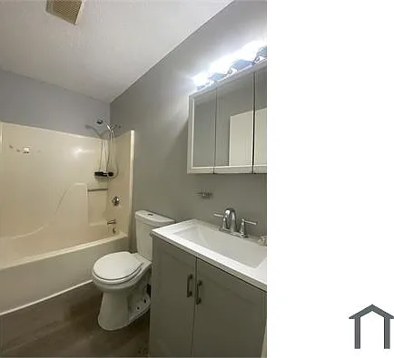 2 bed, 900 sqft, $1,450 — Photo 4