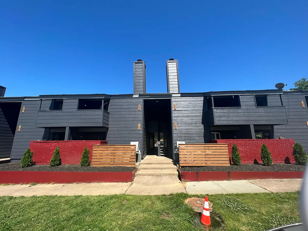 Photo 2 of 29 - 1207 S Quaker Ave #103 - Tulsa, OK Building Photo - 1207 S Quaker Ave #103