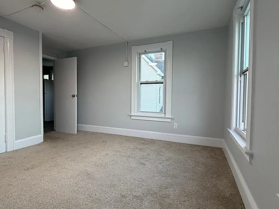 65 Meadow St #2