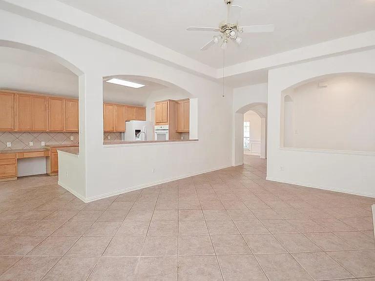 2607 Grand Plantation Ct — Photo 15