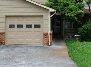 8600 Olde Colony Trl APT 79, Knoxville, TN 37923