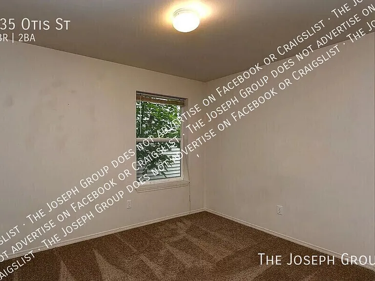 935 Otis St — Photo 12