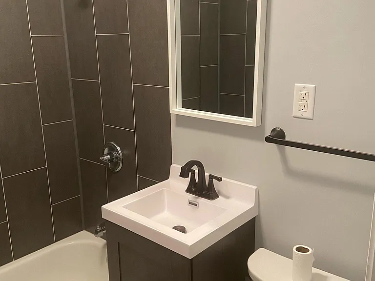 5870 Gold St — Photo 5