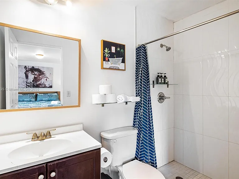 1428 SW 11th Ter — Photo 28