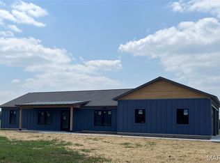 4218 Oak Hill Rd, Cuba, MO 65453