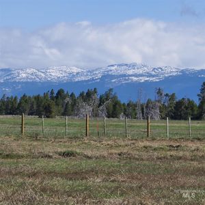1808 Schultz Ln, Donnelly, ID, 83615