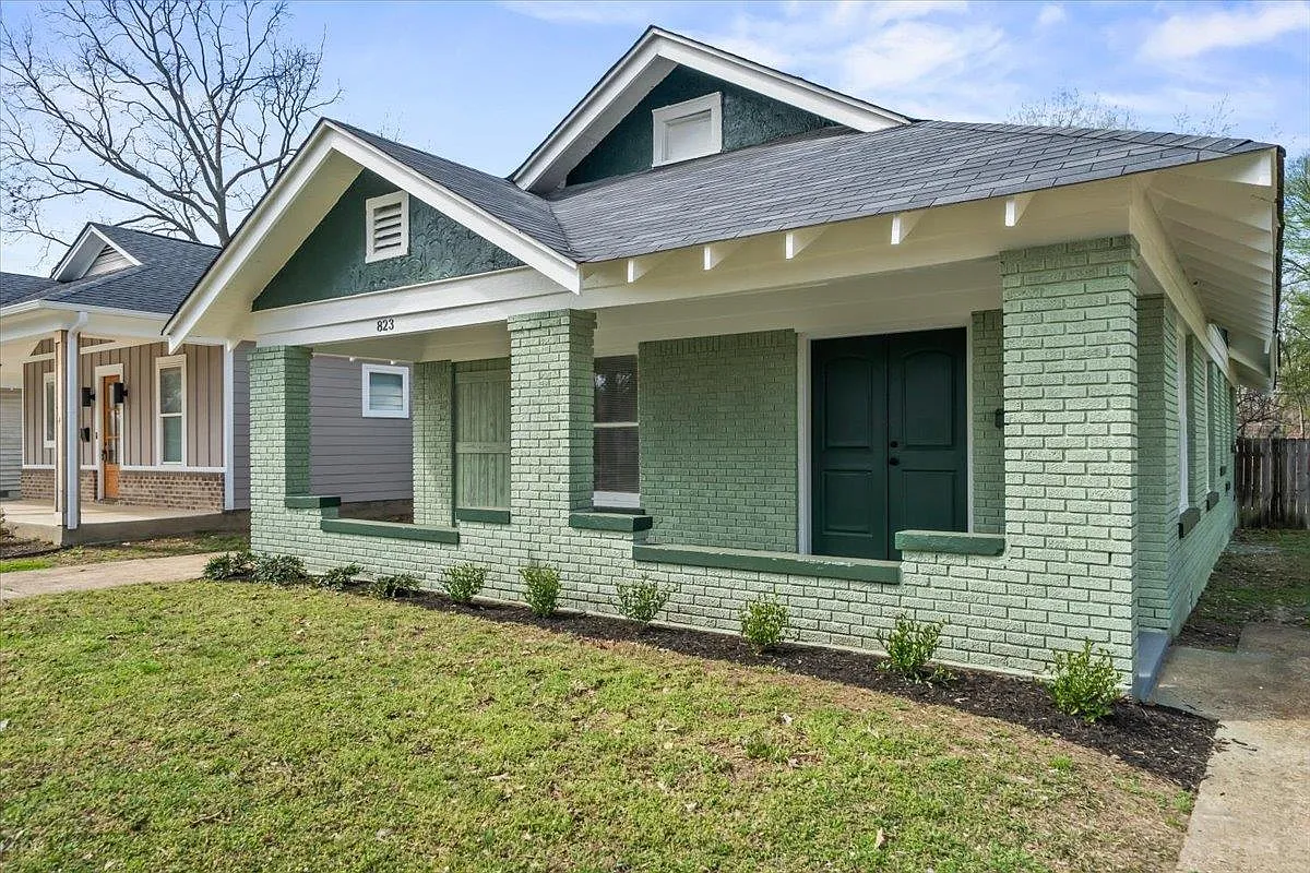 5 bed, 2.0 bath, $1,600 — Photo 2