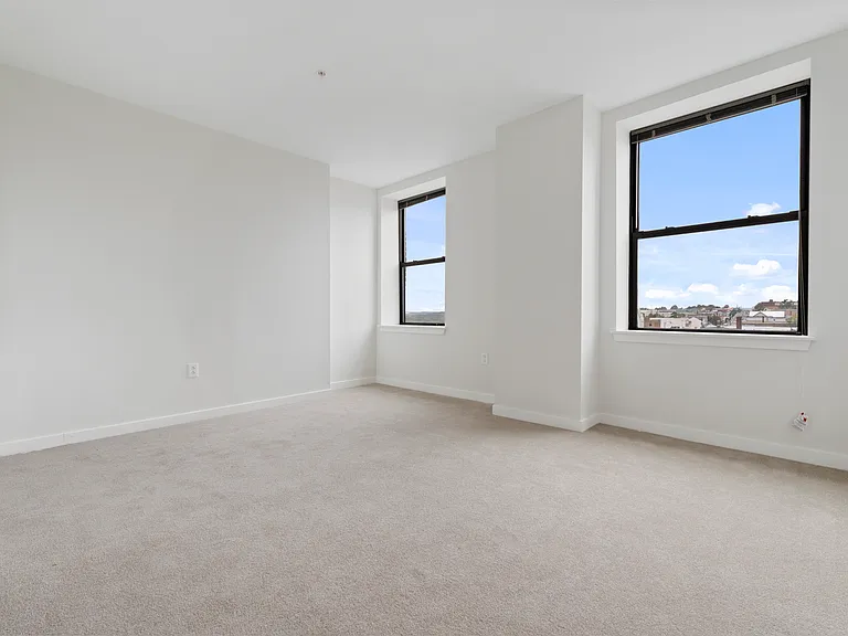 145 W Broad St #805 — Photo 7