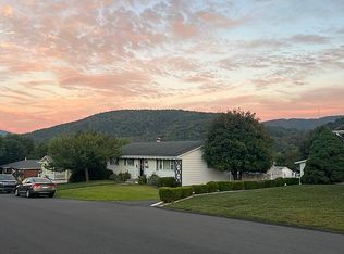 1445 Cornell St, Keyser, WV 26726