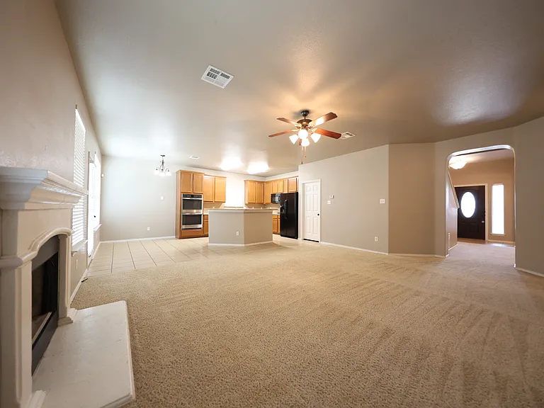 2203 Ryan Dr — Photo 10
