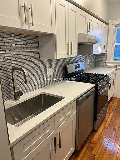1st image of 59 Hawthorne St #1T