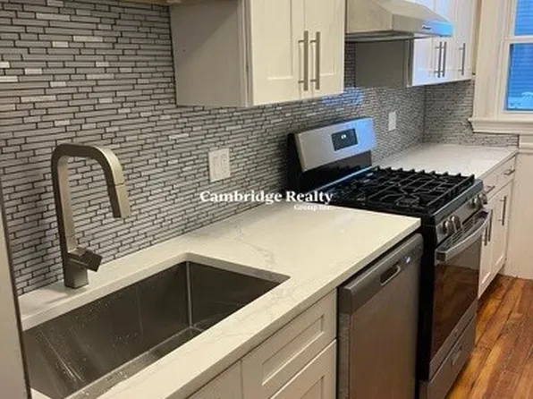 59 Hawthorne St, Somerville, MA