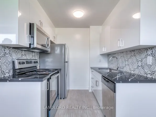 2830 Midland Ave #1, Toronto, ON M1S 1S4