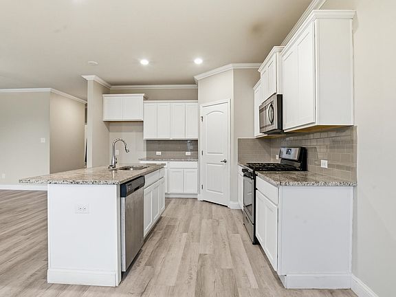 5th image of 4612 Teallach Way