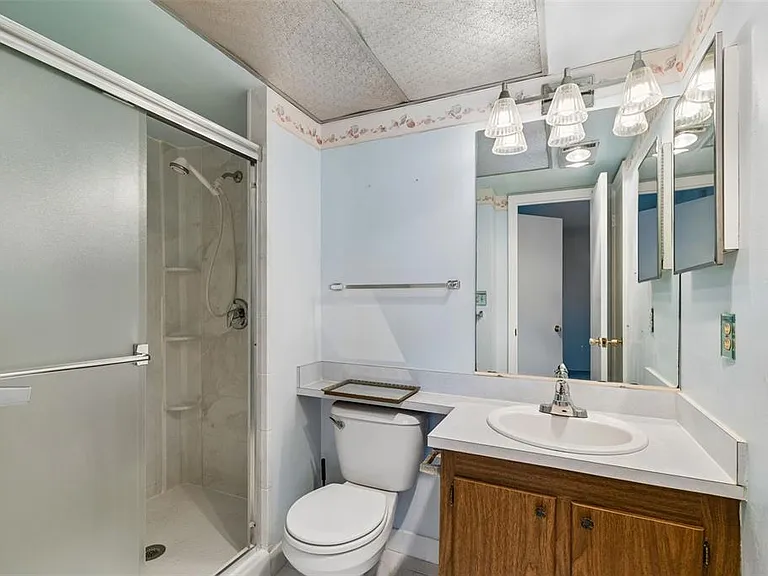 6960 20th Ave N #501 — Photo 33
