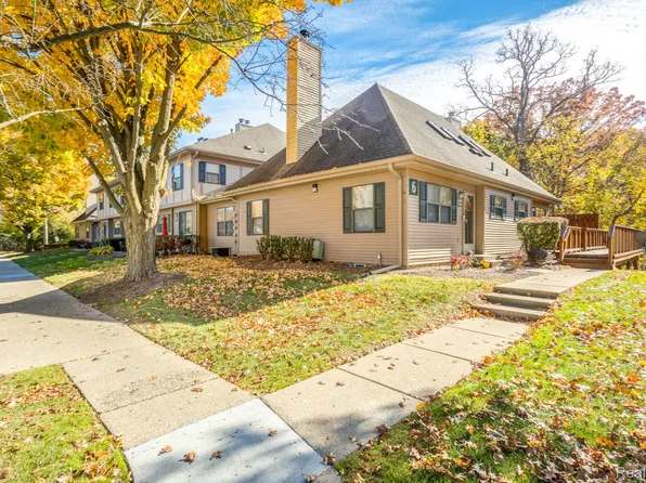 24547 Primrose Ln, Southfield, MI 48033