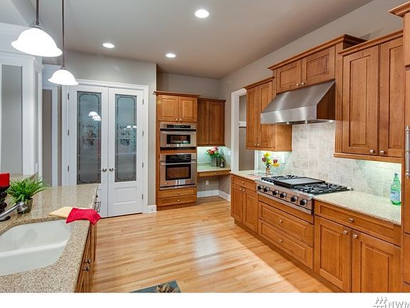 4th image of 13911 49th Avenue Ct NW