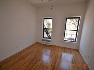 1116 Manhattan Ave, Brooklyn, NY 11222