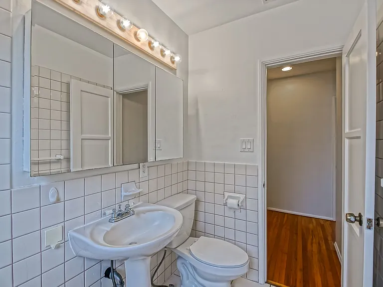 2911 Blaisdell Ave — Photo 22