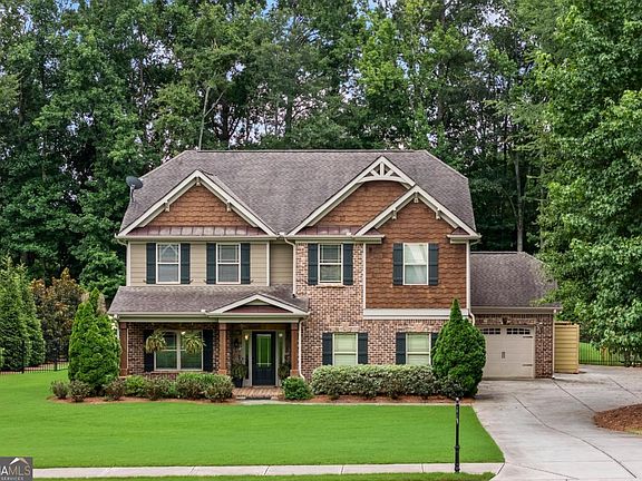 4th image of 672 Callie Cir