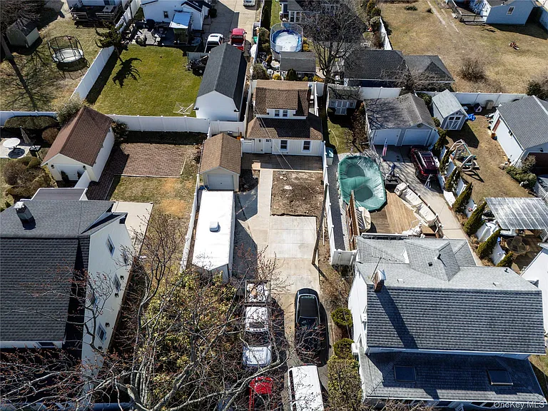 237 Porterfield Pl — Photo 3