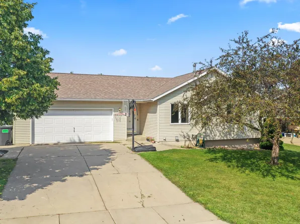4217 8th St NW, Rochester, MN 55901