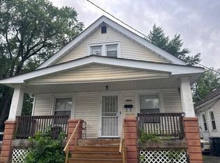 4088-4090 E 80th St, Cleveland, OH 44105