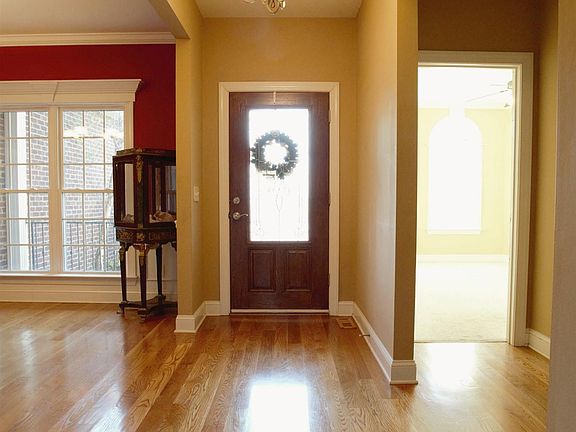 2nd image of 3215 Landview Dr