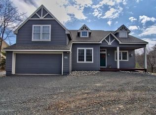 106 Anatomig Rd, Long Pond, PA 18334