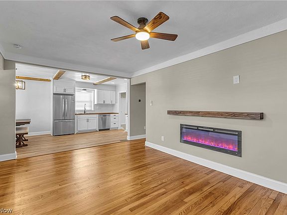 5th image of 3811 Theota Ave