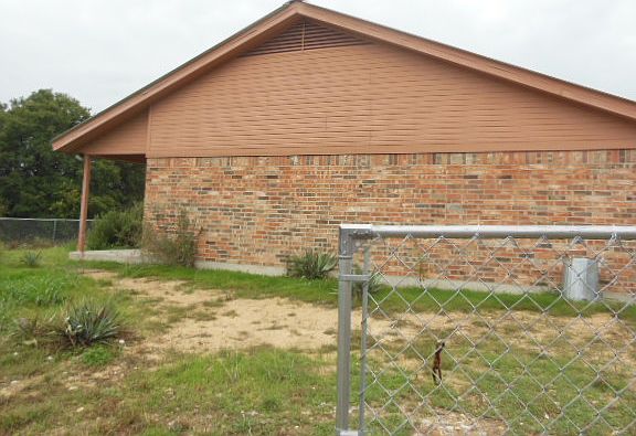 3rd image of 838 County Road 3400
