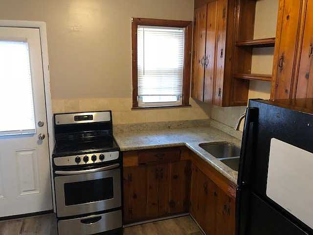 1st image of 1421 Shirley St #10525124
