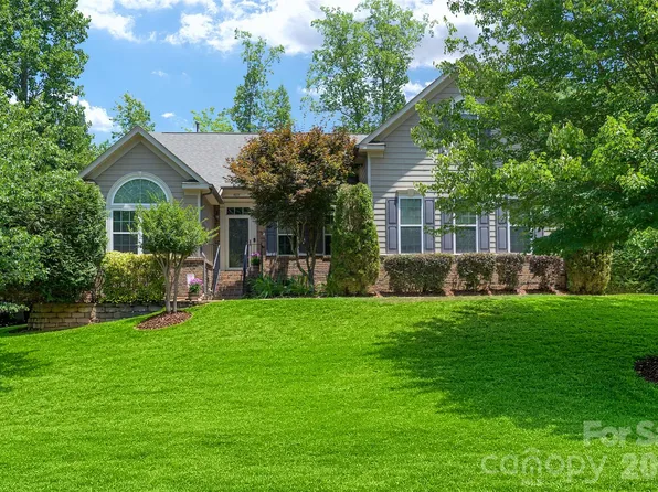 4018 Harmattan Dr, Denver, NC 28037