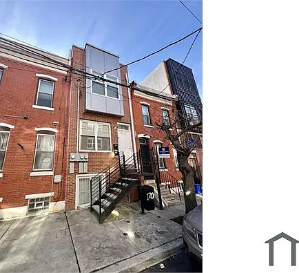 1706 Arlington St #A — Photo 2