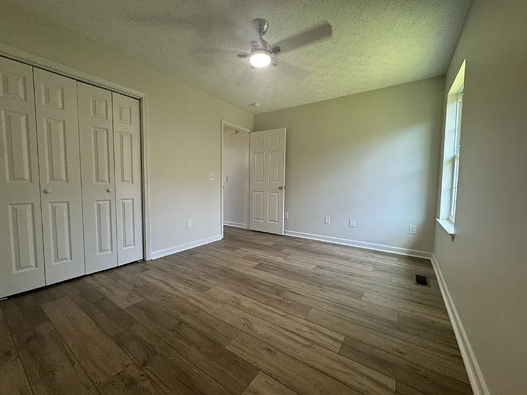 110 Koleberg Trl — Photo 29