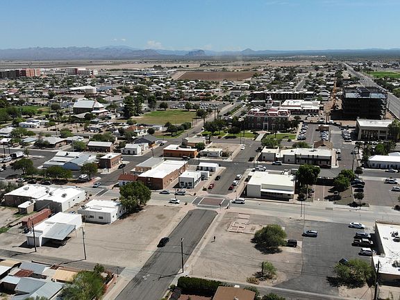 3rd image of 110 N MAIN Street #-