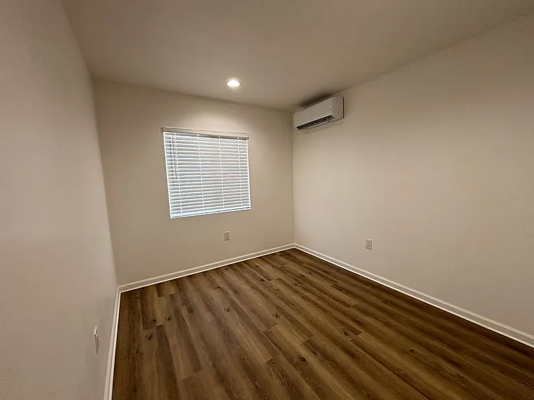 11069 Evans St. — Photo 3