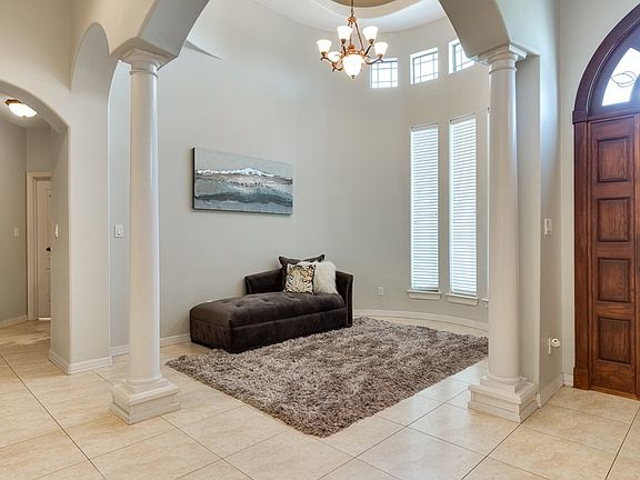 2nd image of 2521 Biltmore Ave